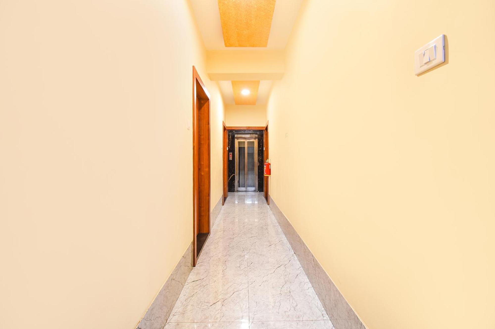 Fabhotel Prime Kharadi Residency - Nr Lohgaon Pune Eksteriør billede