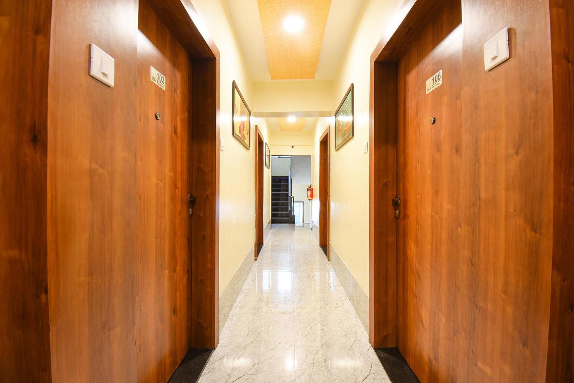Fabhotel Prime Kharadi Residency - Nr Lohgaon Pune Eksteriør billede